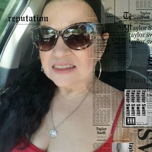 Meet your Posher, Michele